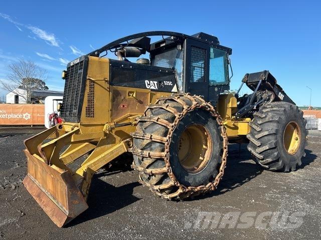 CAT 525C Skideri