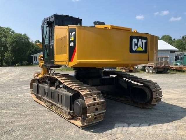 CAT 541 Strojevi za sječu stabala