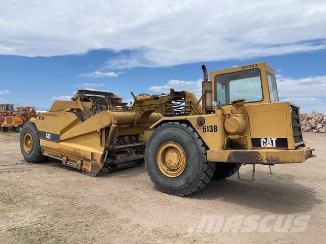 CAT 613B Strugači