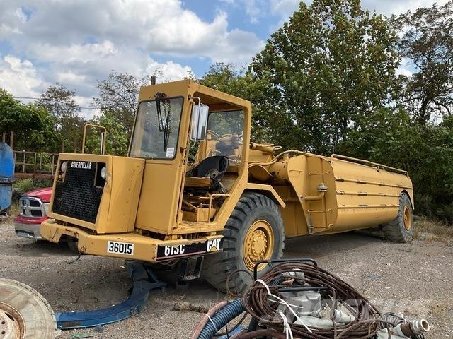 CAT 613C Kamioni za vodu