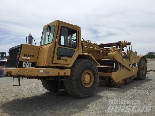 CAT 615C Strugači