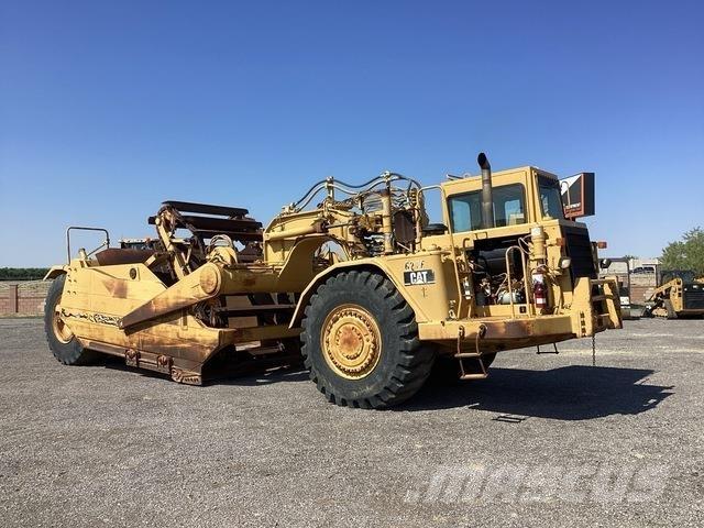 CAT 623F Strugači