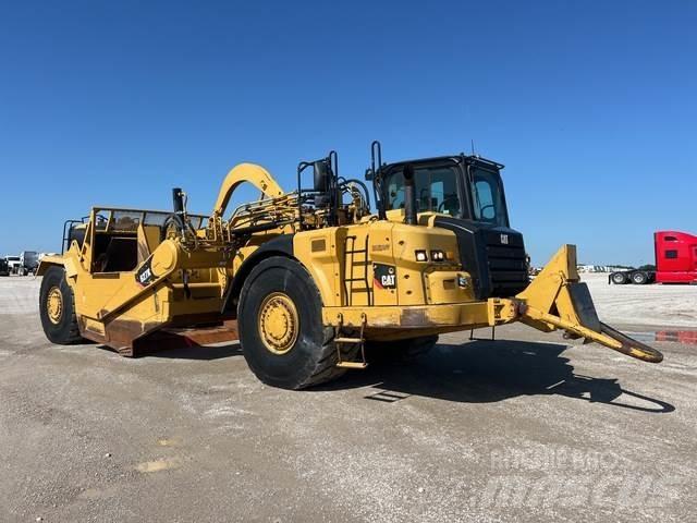 CAT 627K Strugači