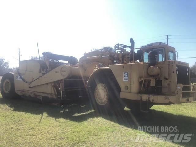 CAT 633D Strugači