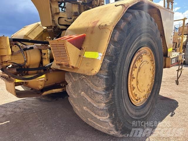 CAT 633E Strugači