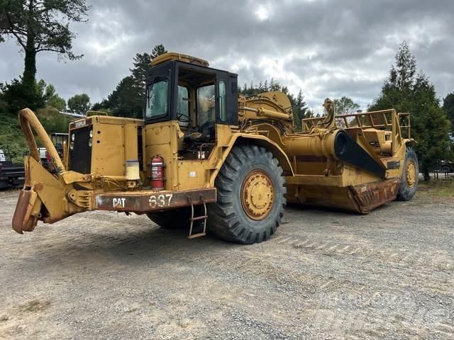 CAT 637D Strugači