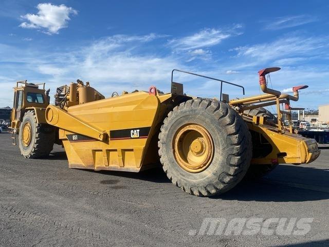 CAT 651 Kamioni za vodu