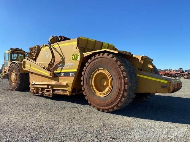 CAT 651E Strugači