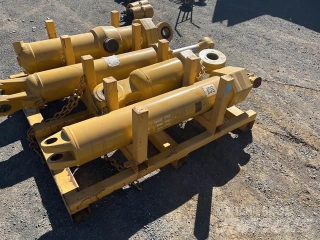 CAT 657E Transport – ostalo