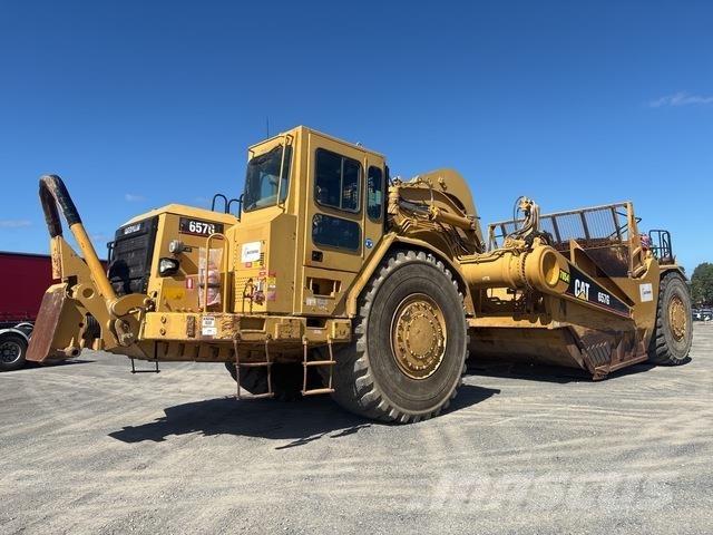 CAT 657G Strugači
