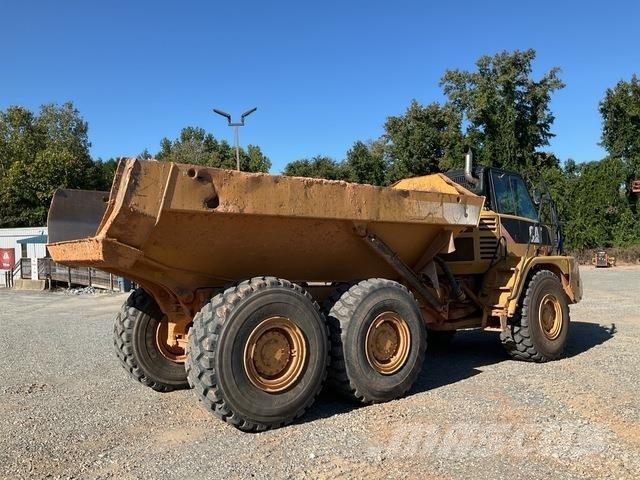 CAT 725 Zglobni demperi