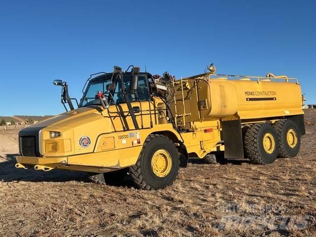 CAT 730C Kamioni za vodu