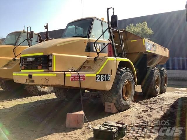 CAT 740 Zglobni demperi