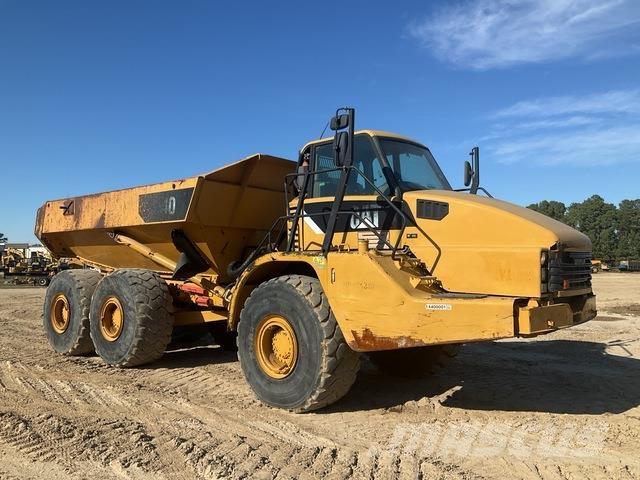 CAT 740 Zglobni demperi