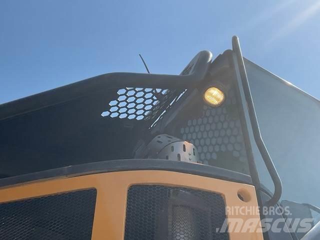 CAT 745 Zglobni demperi