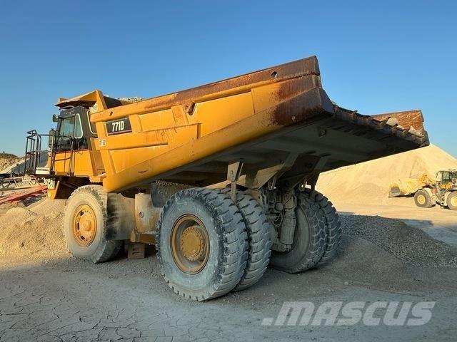 CAT 771D Zglobni demperi