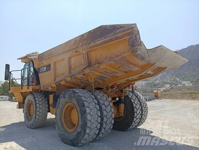 CAT 773F Zglobni demperi