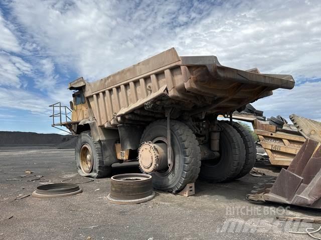 CAT 777B Zglobni demperi