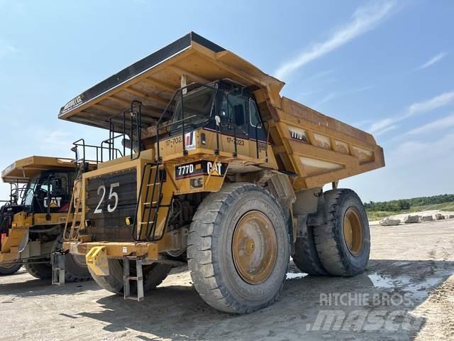 CAT 777D Zglobni demperi