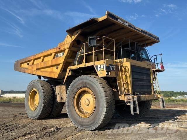 CAT 777D Zglobni demperi