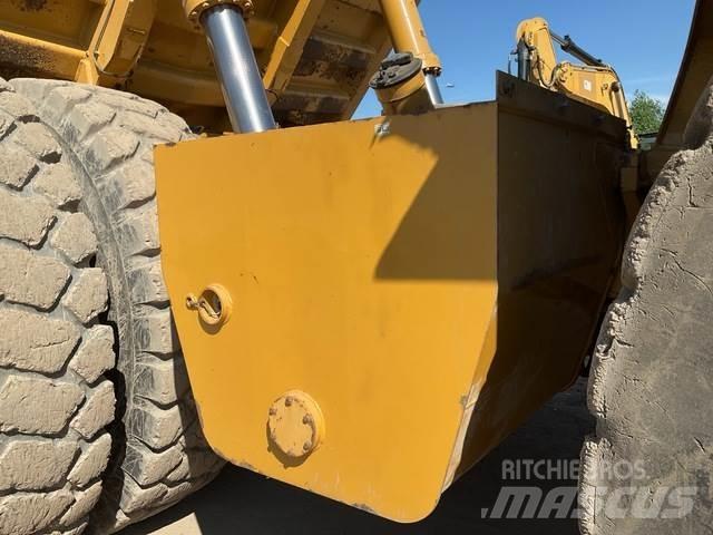 CAT 777F Zglobni demperi