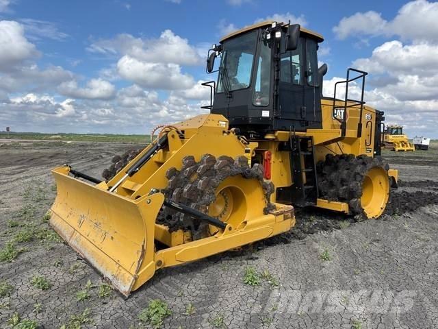 CAT 815 Kompaktori zemlje