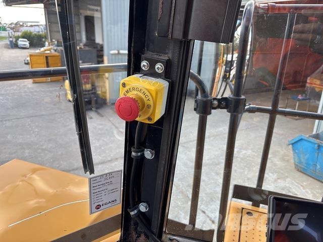 CAT 844 Buldožeri na kotačima