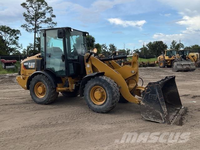 CAT 906M Utovarivači na kotačima