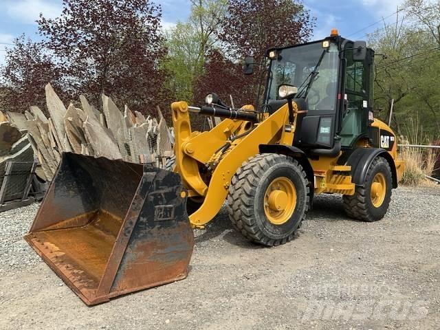 CAT 907H Utovarivači na kotačima
