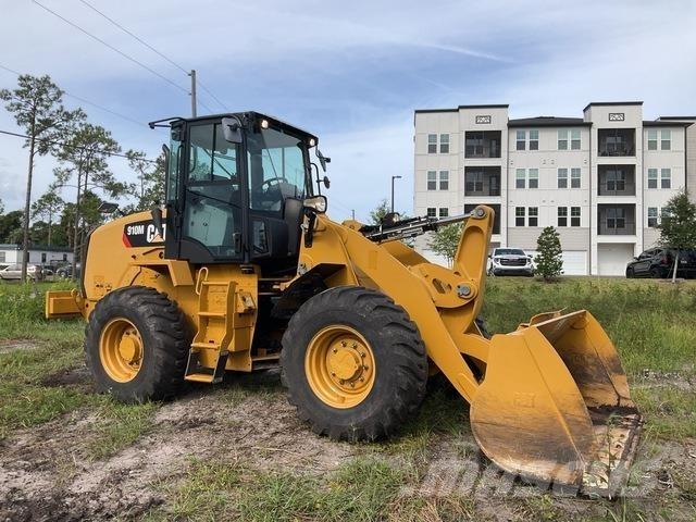 CAT 910M Utovarivači na kotačima