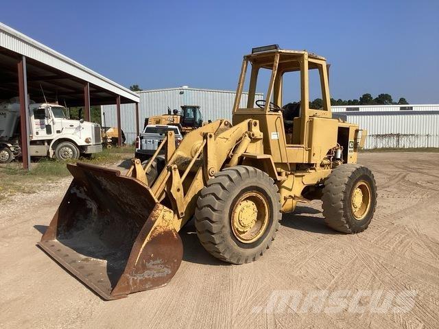CAT 930 Utovarivači na kotačima