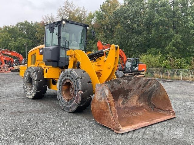 CAT 930M Utovarivači na kotačima