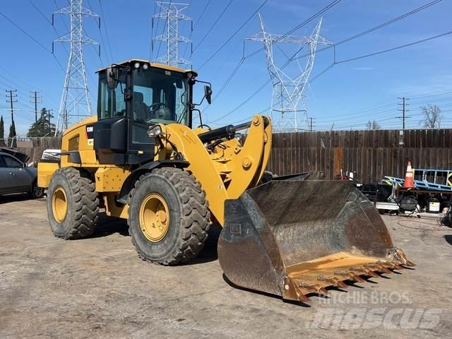 CAT 938M Utovarivači na kotačima