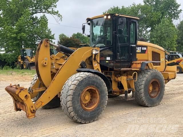 CAT 938M Utovarivači na kotačima