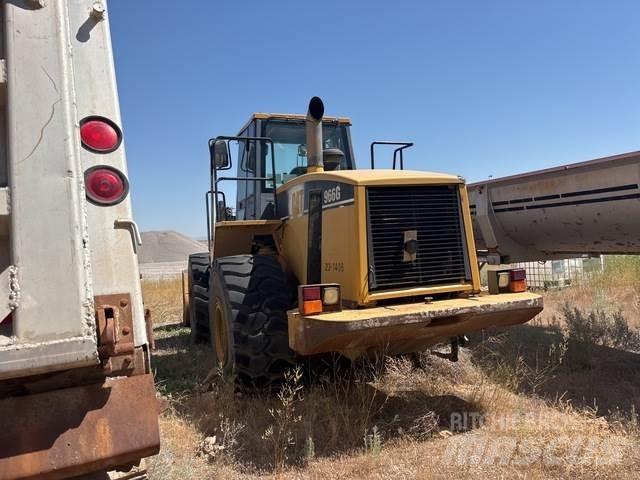 CAT 966G Utovarivači na kotačima