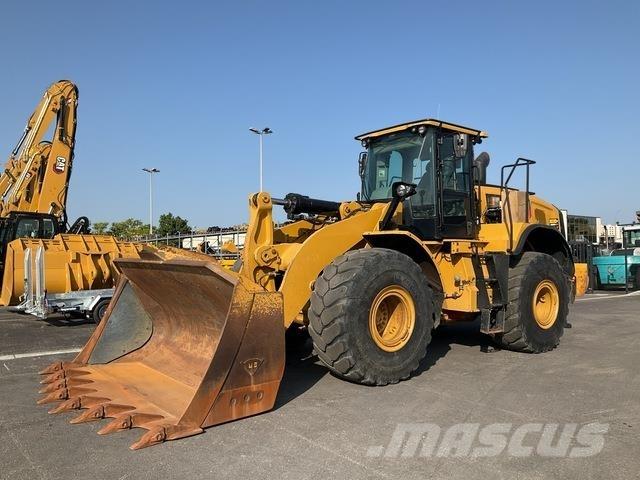 CAT 966M Utovarivači na kotačima