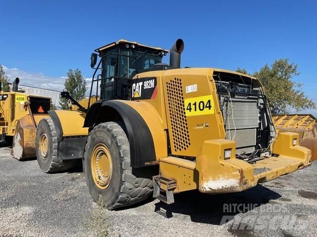 CAT 982M Utovarivači na kotačima