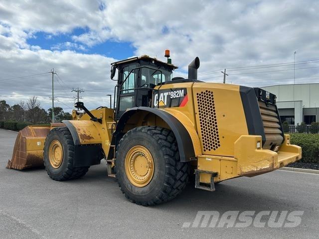 CAT 982M Utovarivači na kotačima