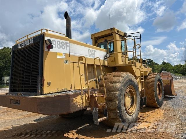CAT 988F Utovarivači na kotačima