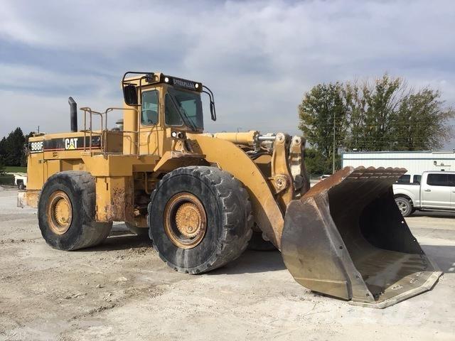 CAT 988F Utovarivači na kotačima