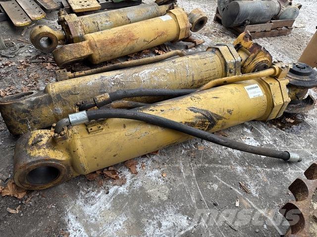 CAT 992 Ostale komponente