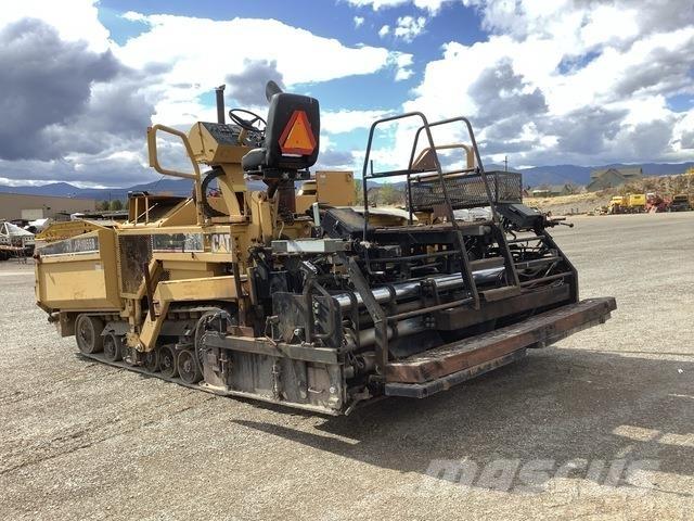 CAT AP-1055B Asfaltni finišeri