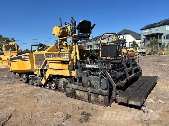 CAT AP-1055B Asfaltni finišeri