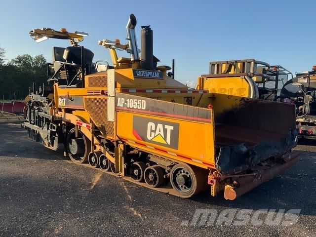 CAT AP-1055D Asfaltni finišeri