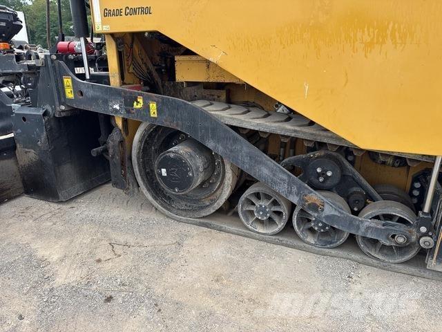 CAT AP1055F Asfaltni finišeri