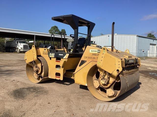 CAT CB-564D Valjci sa dvojnim bubnjem