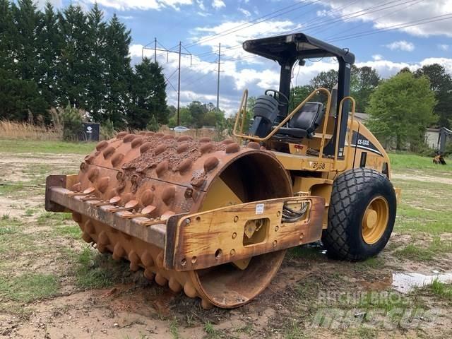 CAT CS-533E Valjci sa jednim bubnjem