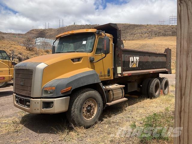 CAT CT660S Kiper kamioni