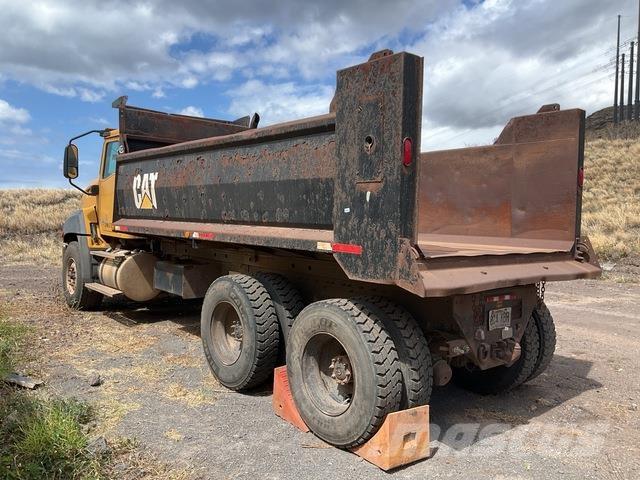 CAT CT660S Kiper kamioni
