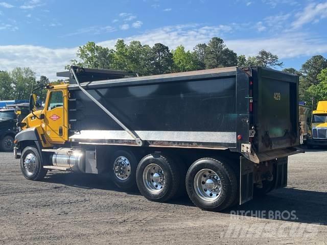CAT CT660S Kiper kamioni